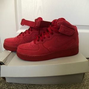 Air Force 1 Mid 07